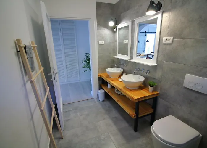 شقة Tramontana - Cozy And Charming Close To Sea أوباتيا