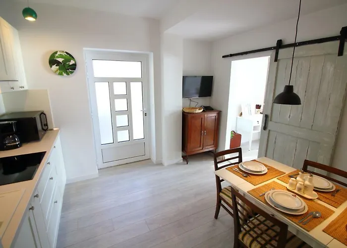 Tramontana - Cozy And Charming Close To Sea